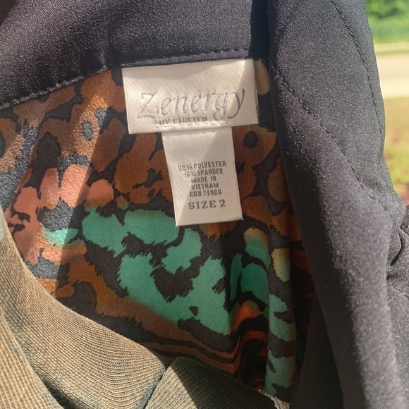 Zenergy by Chicos jacket size 2 for layering euc great colors for a stap… - Picture 8 of 12